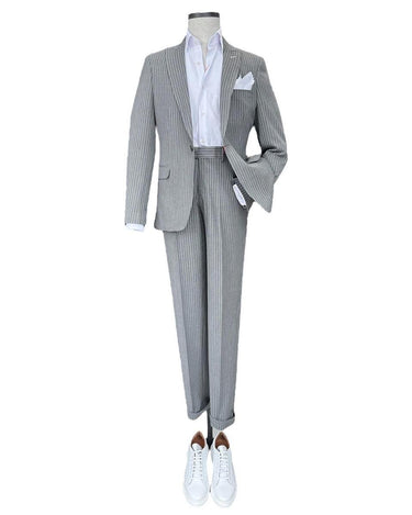 Çizgili Takım Elbise