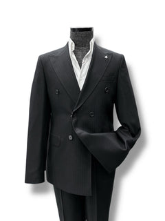 Linea Suit