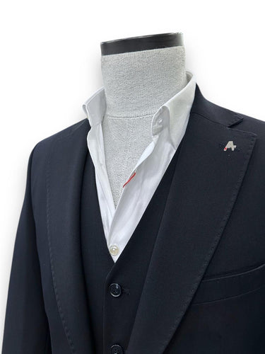 Klasik Yelekli Takım Elbise