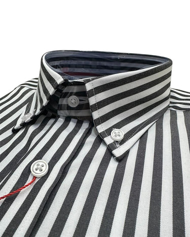 Yaka Düğmeli Regulafit Pamuk Gömlek